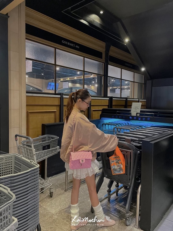 蕾絲線條飛行外套